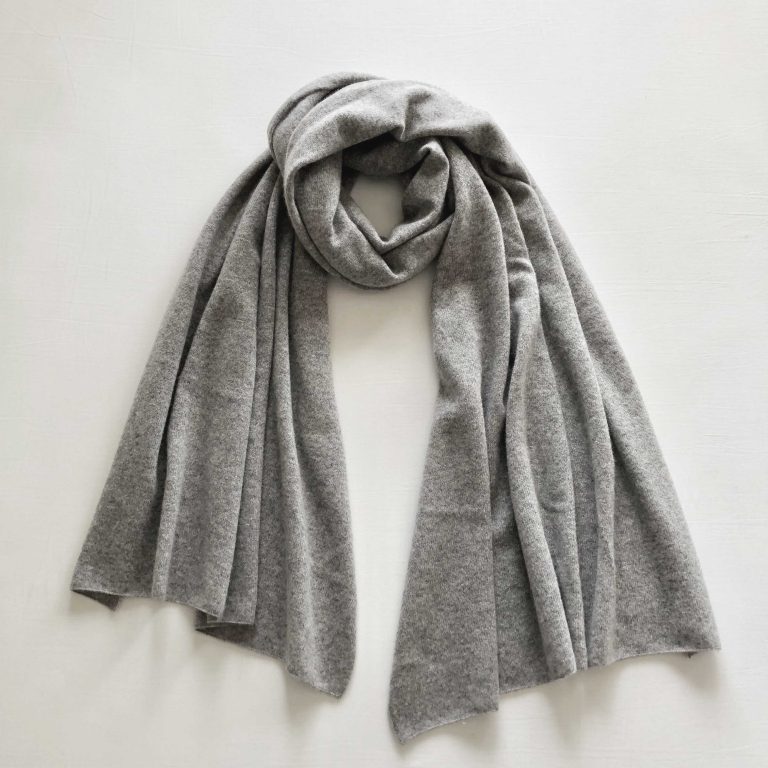 CASHMERE KNIT STOLE